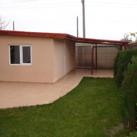 Villa Vila Vali *